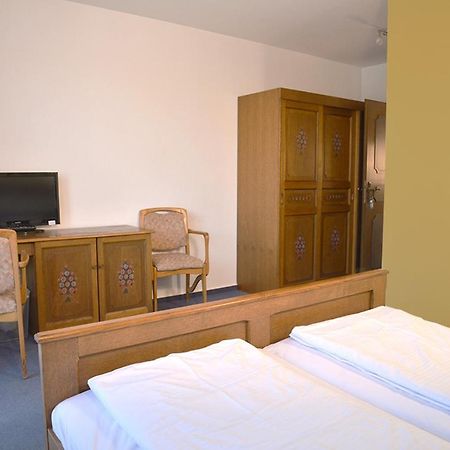 Hotelgasthof Schmucker Mossautal Bagian luar foto