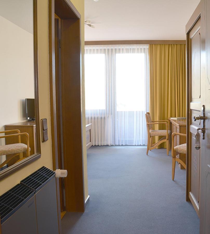 Hotelgasthof Schmucker Mossautal Bagian luar foto